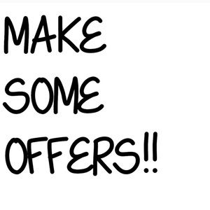 I’m selling a variety of stuff!! Try to bundle💛